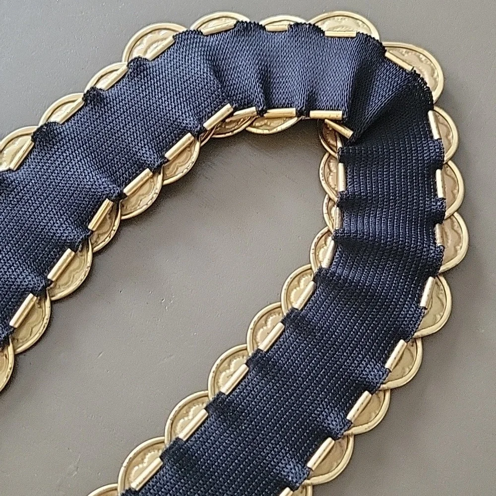 Gold Tone Medallion Coin Stretchy Belt Eclectic Boho Hippie Floral Vintage 70s